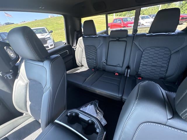2026 RAM 1500 Big Horn Crew Cab 4x4 5'7" Box