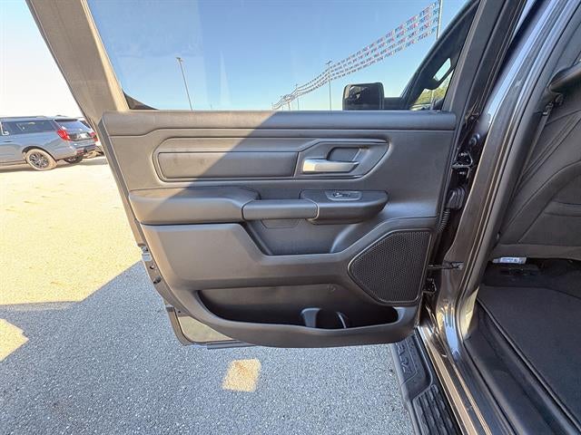 2027 RAM 1500 EXPRESS