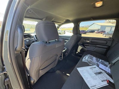 2026 RAM 1500 Express Crew Cab 4x4 5'7" Box