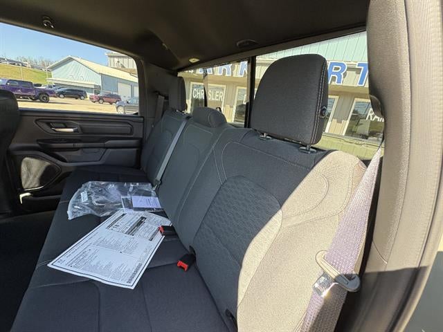 2026 RAM 1500 Express Crew Cab 4x4 5'7" Box