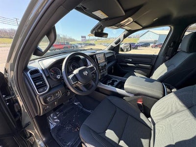 2026 RAM 1500 Express Crew Cab 4x4 5'7" Box