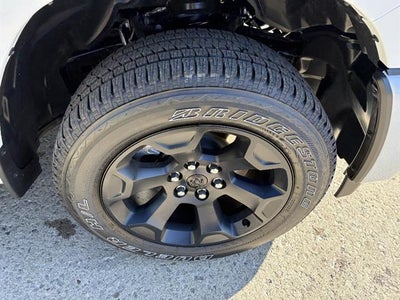 2026 RAM 1500 Express Crew Cab 4x4 5'7" Box
