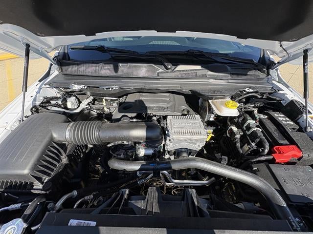 2026 RAM 1500 Express Crew Cab 4x4 5'7" Box