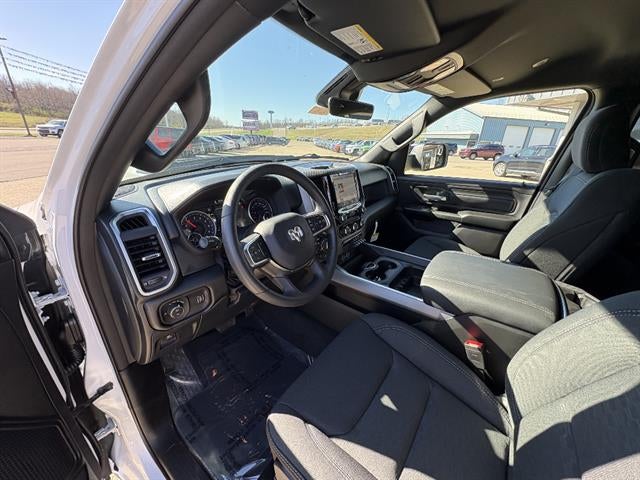 2026 RAM 1500 Express Crew Cab 4x4 5'7" Box