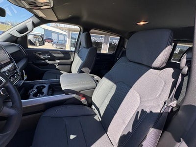 2026 RAM 1500 Express Crew Cab 4x4 5'7" Box
