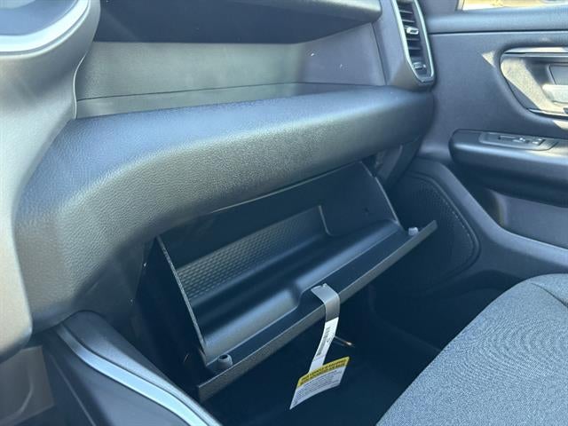 2026 RAM 1500 Express Crew Cab 4x4 5'7" Box