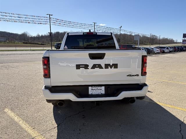 2026 RAM 1500 Express Crew Cab 4x4 5'7" Box