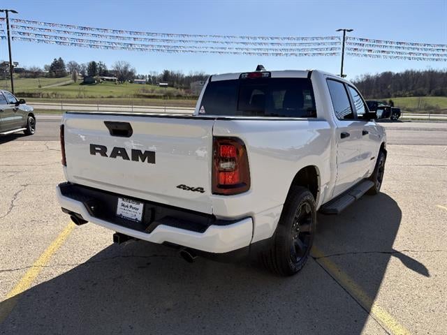 2026 RAM 1500 Express Crew Cab 4x4 5'7" Box