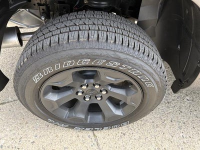 2026 RAM 1500 Express Crew Cab 4x4 5'7" Box