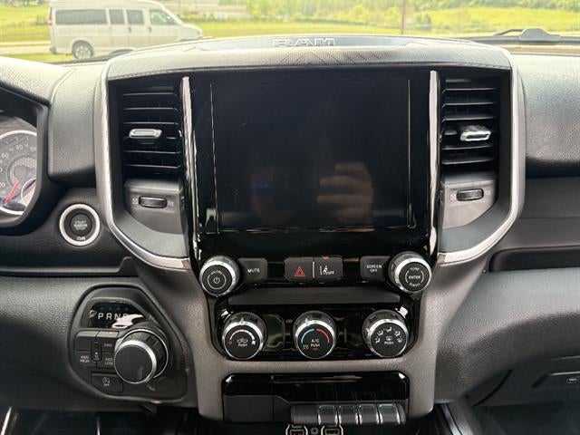 2026 RAM 1500 Express Crew Cab 4x4 5'7" Box
