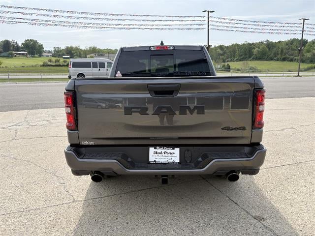 2026 RAM 1500 Express Crew Cab 4x4 5'7" Box