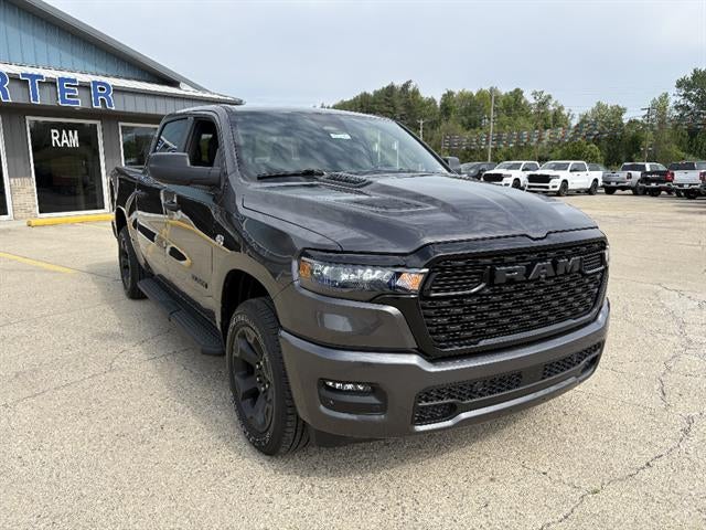 2026 RAM 1500 Express Crew Cab 4x4 5'7" Box