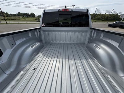 2026 RAM 1500 Express Crew Cab 4x4 5'7" Box