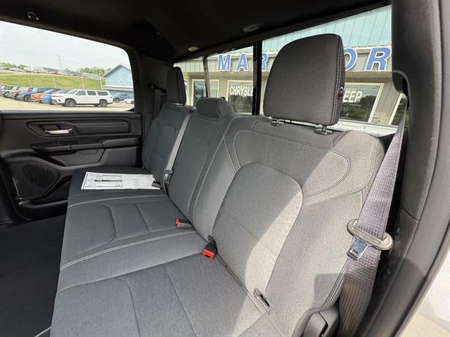 2026 RAM 1500 Express Crew Cab 4x4 5'7" Box