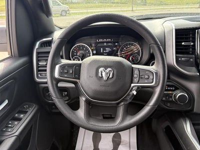 2026 RAM 1500 Express Crew Cab 4x4 5'7" Box