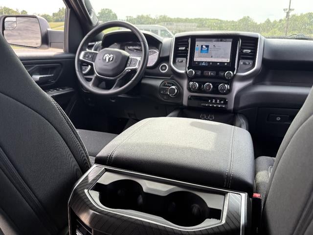 2026 RAM 1500 Express Crew Cab 4x4 5'7" Box