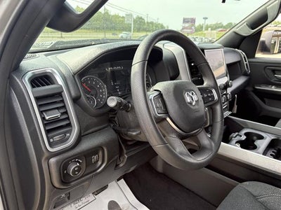 2026 RAM 1500 Express Crew Cab 4x4 5'7" Box
