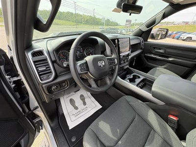 2026 RAM 1500 Express Crew Cab 4x4 5'7" Box