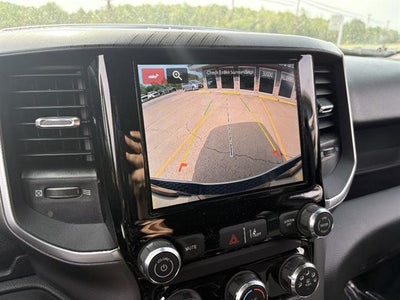 2026 RAM 1500 Express Crew Cab 4x4 5'7" Box