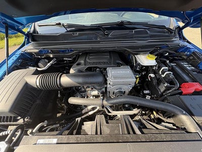 2026 RAM 1500 Express Crew Cab 4x4 5'7" Box
