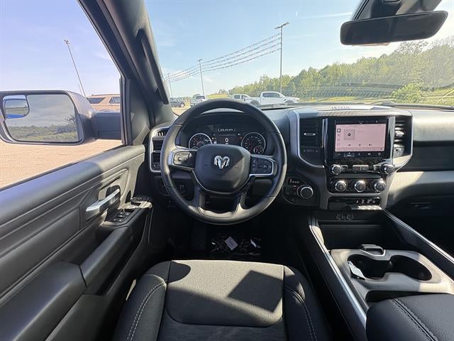 2026 RAM 1500 Express Crew Cab 4x4 5'7" Box
