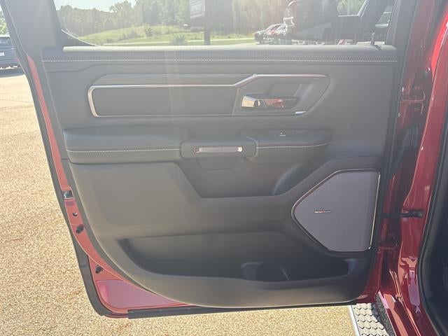 2026 RAM 1500 Laramie Crew Cab 4x4 5'7" Box