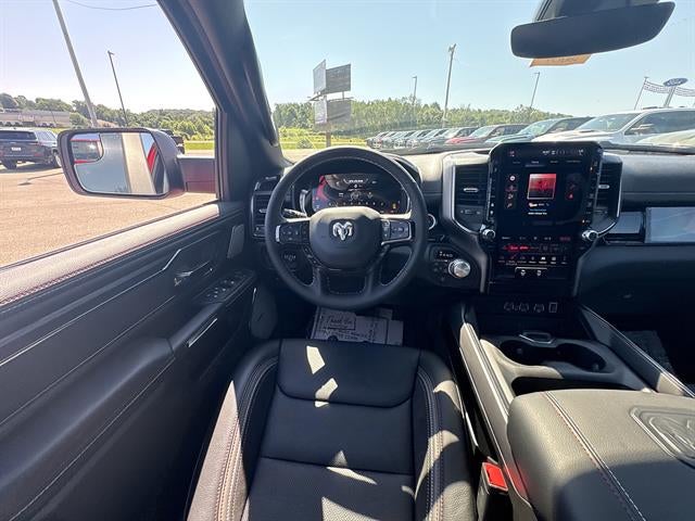 2026 RAM 1500 Laramie Crew Cab 4x4 5'7" Box