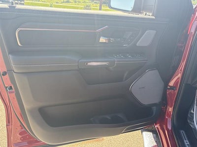 2026 RAM 1500 Laramie Crew Cab 4x4 5'7" Box