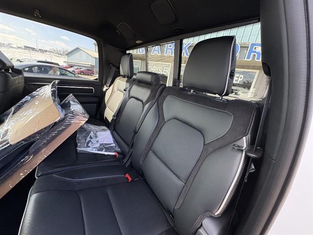 2026 RAM 1500 Laramie Crew Cab 4x4 5'7" Box