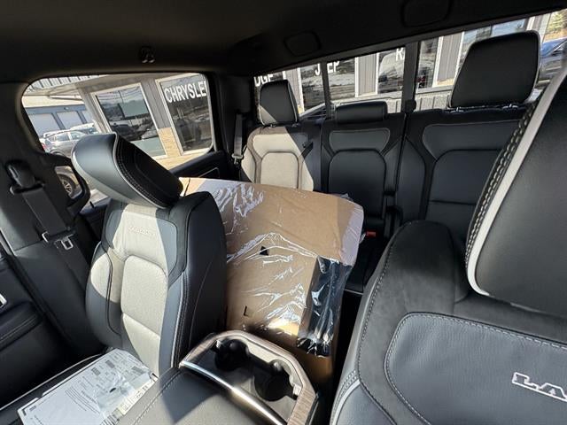 2026 RAM 1500 Laramie Crew Cab 4x4 5'7" Box
