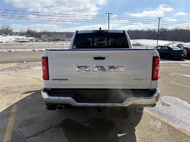 2026 RAM 1500 Laramie Crew Cab 4x4 5'7" Box