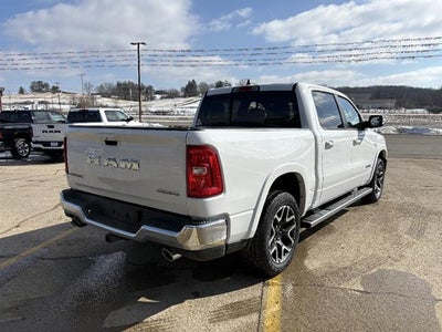 2026 RAM 1500 Laramie Crew Cab 4x4 5'7" Box