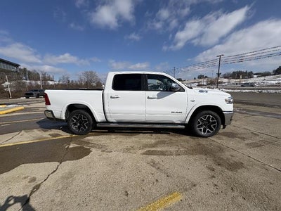 2026 RAM 1500 Laramie Crew Cab 4x4 5'7" Box