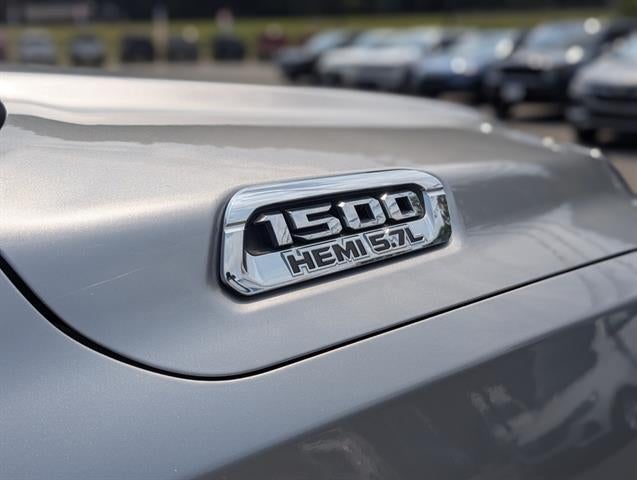 2022 RAM 1500 Big Horn 4x4 Crew Cab 6'4" Box