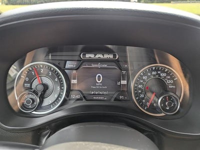 2022 RAM 1500 Big Horn 4x4 Crew Cab 6'4" Box