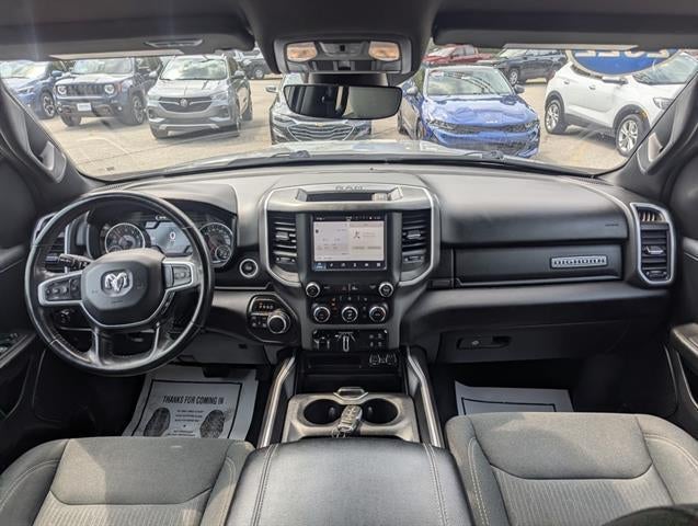 2022 RAM 1500 Big Horn 4x4 Crew Cab 6'4" Box