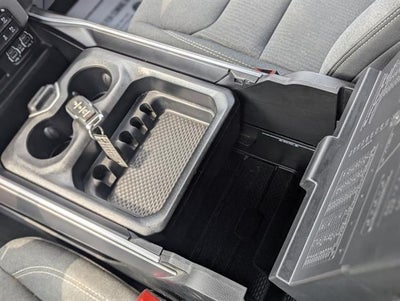 2022 RAM 1500 Big Horn 4x4 Crew Cab 6'4" Box