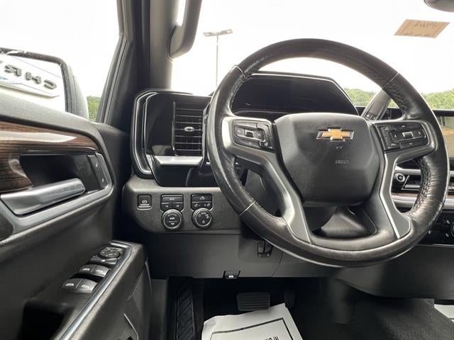 2022 Chevrolet Silverado 1500 Crew Cab Short Box 4-Wheel Drive LT 2FL