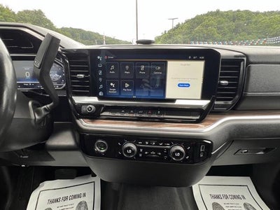 2022 Chevrolet Silverado 1500 Crew Cab Short Box 4-Wheel Drive LT 2FL