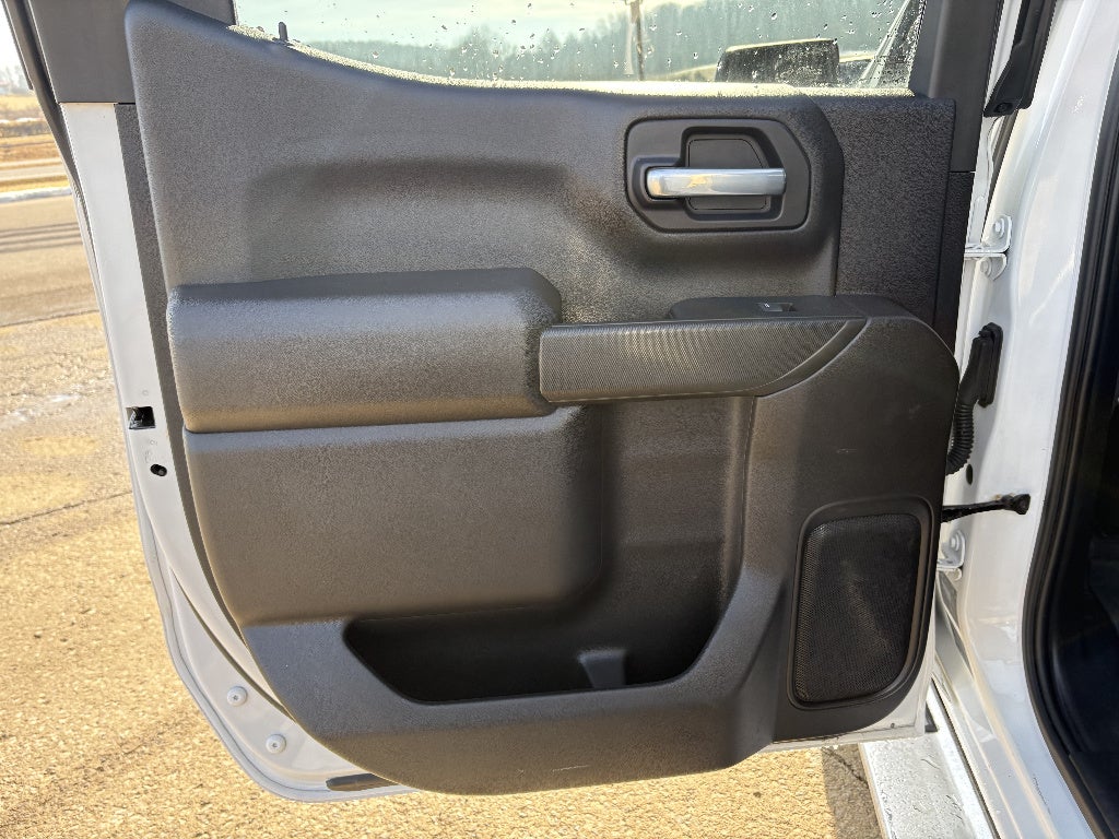 2023 GMC Sierra 1500 4x4 Pro 4dr Crew Cab 5.8 ft. SB
