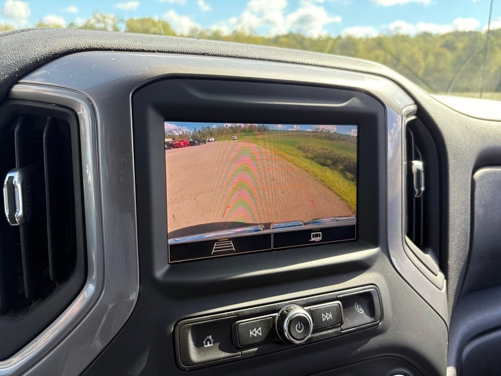 2023 GMC Sierra 1500 4x4 Pro 4dr Crew Cab 5.8 ft. SB