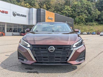 2023 Nissan Altima 2.5 SV Sedan