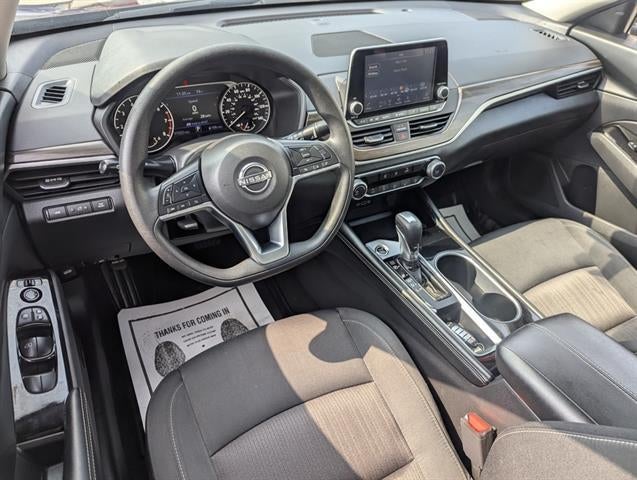 2023 Nissan Altima 2.5 SV Sedan