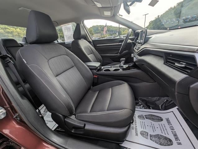 2023 Nissan Altima 2.5 SV Sedan