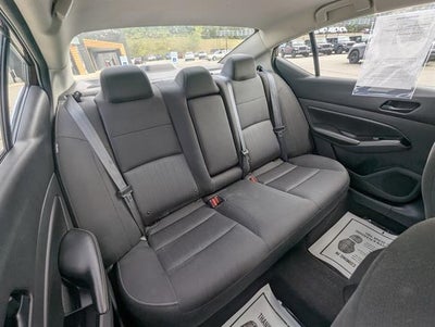 2023 Nissan Altima 2.5 SV Sedan