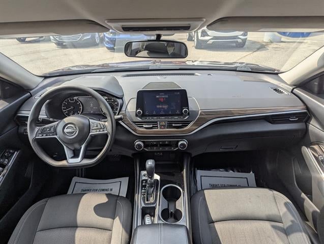 2023 Nissan Altima 2.5 SV Sedan