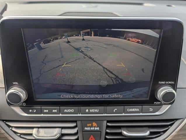 2023 Nissan Altima 2.5 SV Sedan