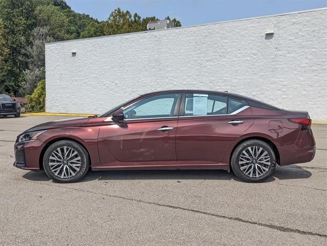 2023 Nissan Altima 2.5 SV Sedan