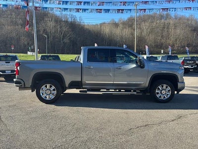 2024 Chevrolet Silverado 2500 HD Crew Cab Standard Box 4-Wheel Drive High Country