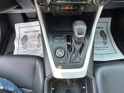 2025 Toyota RAV4 Hybrid XSE AWD (Natl)